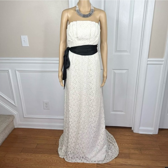 The Limited Event Off White Strapless Lace Maxi Belted Wedding Dress Size 6 - Picture 2 of 7